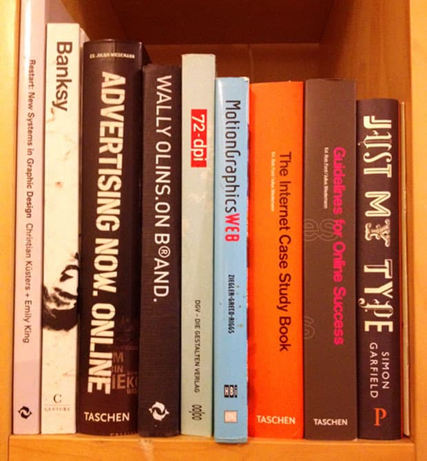 Bookshelf of Jamie Shanks (@JamieShanks) 
